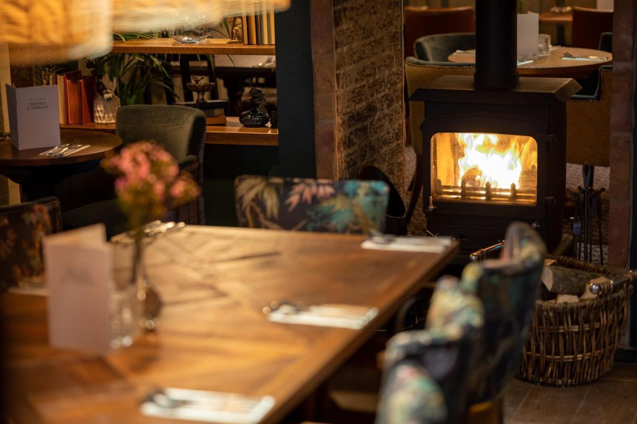 Green Man By Chef & Brewer Collection Harlow Exterior photo