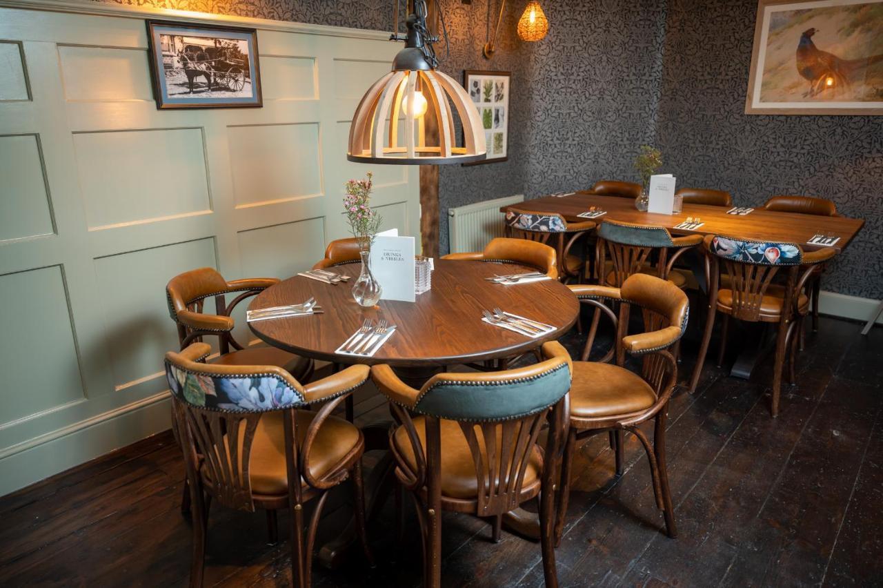 Green Man By Chef & Brewer Collection Harlow Exterior photo