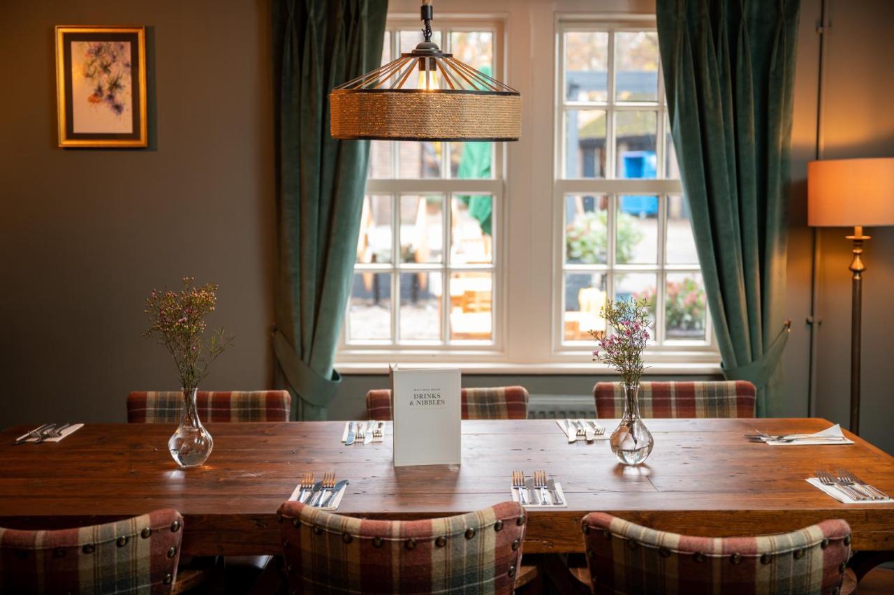 Green Man By Chef & Brewer Collection Harlow Exterior photo